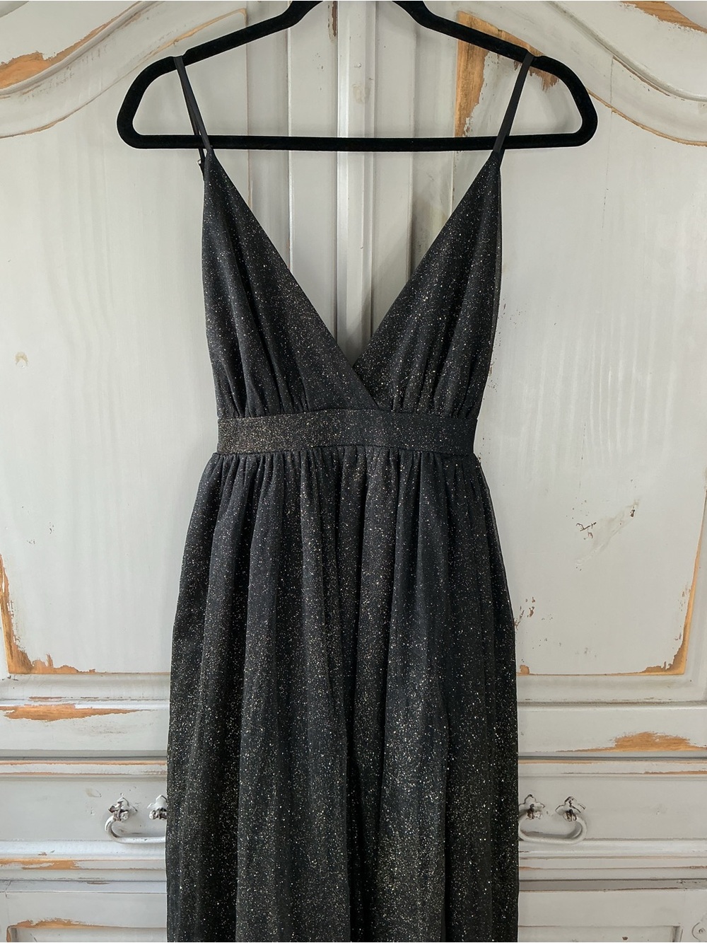 Showpo | Angelina Plunge Neck Black Gold Glitter Maxi Dress Formal Gown US 6 NWT - Picture 3 of 11